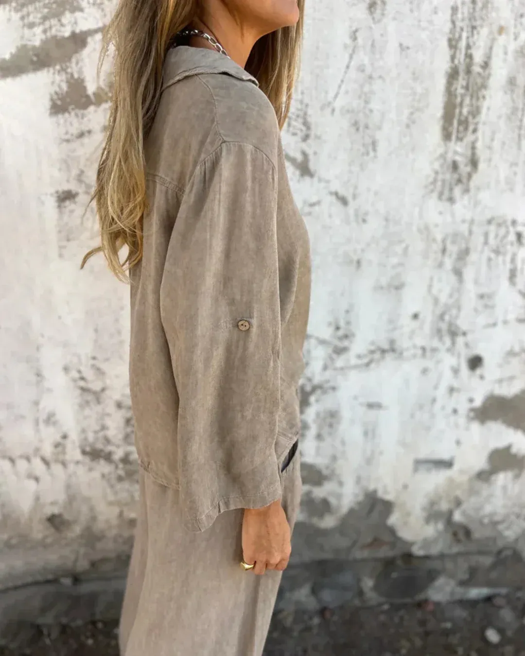 Conjunto de 2 Piezas con Mono Largo de Pierna Ancha para Mujer con Camisa de Botones y Lazo Frontal - Imagen 3